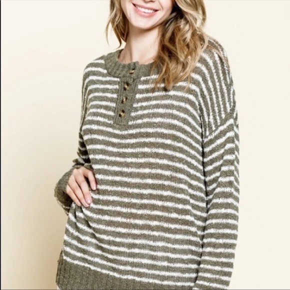 American Eagle Outfitters Sweaters | American Eagle Green and White Striped Sweater | Color: Green/White | Size: S | Kiniguezp's Closet